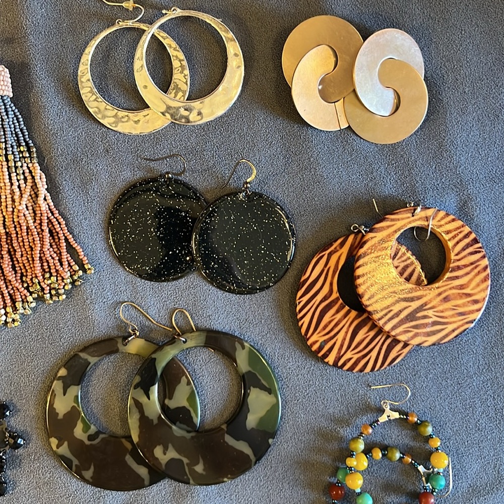 ✨✨✨EARRINGS ✨✨✨ - Picture 6 of 8